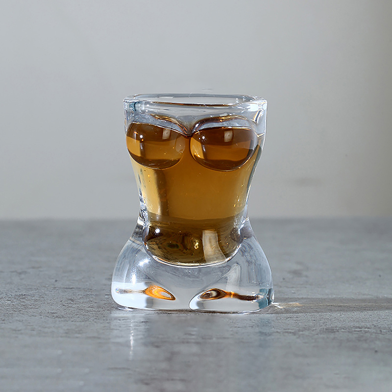 男性と女性のためのユニークなビールカップ,ボディシェイプ,透 - Wine Beer Juice のレビューと価格